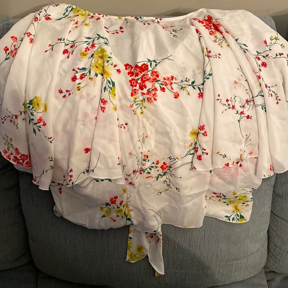 New York & Co. Crop top/blouse - Picture 4 of 4